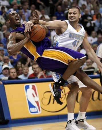 Ο Ολυμπιακός επιμένει για Κλέιζα, με σύμμαχο το… ΝΒΑ