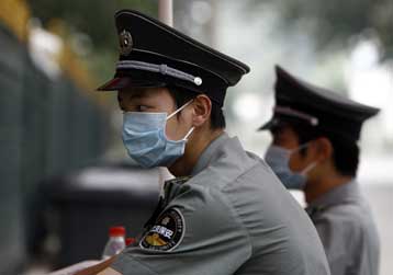 Με κινέζικα βότανα μπορεί να αντιμετωπιστεί η νέα γρίπη, λένε γιατροί στο Πεκίνο