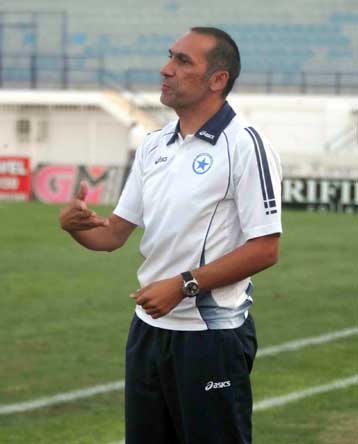 Ο Δώνης «μετράει» τις δυνάμεις του Ατρόμητου σε φιλικό στη Λιβαδειά