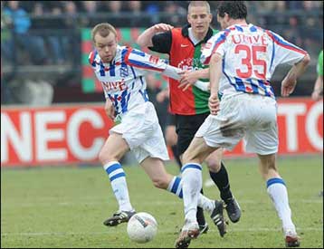 Συντριβή της Χίρενφεϊν στο ολλανδικό πρωτάθλημα με 4-1 από τη Ναϊμέγκεν