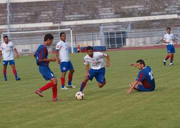 Ένταση, δοκάρι και γκολ που ακυρώθηκε έφερε το Τρίκαλα – ΠΑΣ 0-0