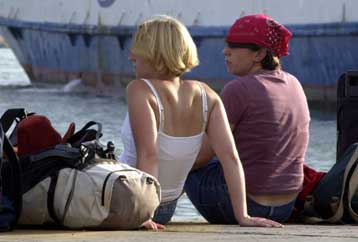 Με καθυστέρηση 24 ωρών επέστρεψαν στον Πειραιά οι επιβάτες του «Μαρίνα»