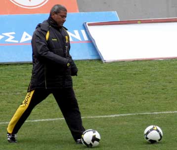 «Θα είμαστε πολύ ανταγωνιστικοί» ξεκαθάρισε για τον Αρη ο Μαζίνιο