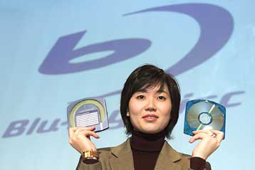 H Toshiba μπαίνει στο «στρατόπεδο» των Blu-Ray
