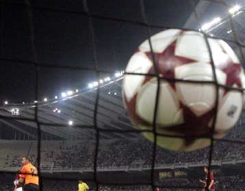 «Αστραψε και βρόντηξε» η Σερίφ, 5-0 την Ίσκρα