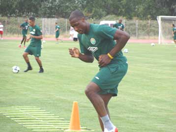 Ο Στιβ Μπελέκ Λεό η 14η μεταγραφή του Παναθρακικού