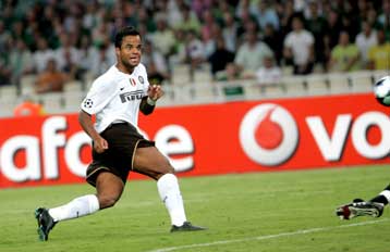 Ο ΟΣΦΠ θέλει να κάνει το κόλπο γκρόσο με Μαντσίνι