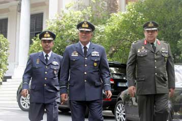 Στο Μέγαρο Μαξίμου η νέα ηγεσία των Ένοπλων Δυνάμεων