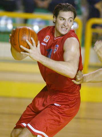 Ο Αγαδάκος επέστρεψε στον Πανιώνιο έπειτα από έξι χρόνια