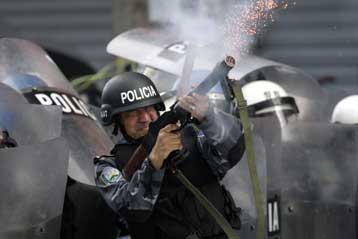 Νέες διαδηλώσεις των υποστηρικτών του Μανουέλ Σελάγια στην Ονδούρα