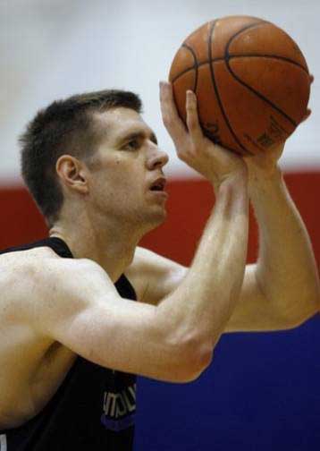 Ο Κολοσσός Ρόδου ανακοίνωσε την απόκτηση του Τζον Έντουαρντς