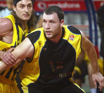 Βρήκε τον εαυτό του στο Μαρούσι ο Μαυροκεφαλίδης