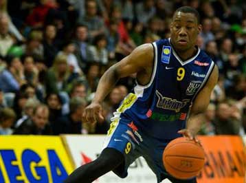 Ανακοινώθηκε από το Περιστέρι ο Ρούντι Μ’ Μπέμπα