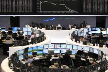 Υποχώρηση στις ευρωπαϊκές αγορές και τη Γουόλ Στριτ την Παρασκευή