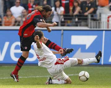 Ισόπαλες Μπάγερν και Βέρντερ, τεσσάρες από Αμβούργο και Στουτγάρδη