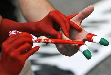 Τον «Πράσινο Δρόμο προς την Ελπίδα» ανοίγει ο Μουσαβί για τη δημοκρατία στο Ιράν