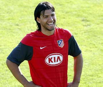 Mένει στην Ατλέτικο Μαδρίτης ο Αγκουέρο