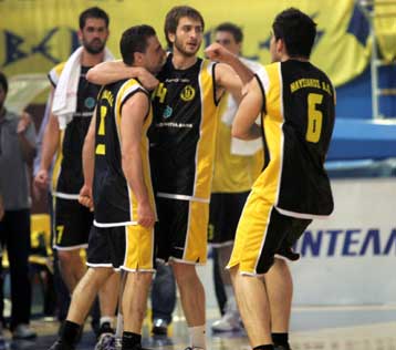 Την απόκτηση του Μπράιαν Μπατς ανακοίνωσε ο Ηλυσιακός