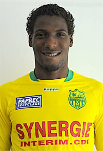 O Φερέιρα καλύπτει τα κενά στην άμυνα της Καβάλας