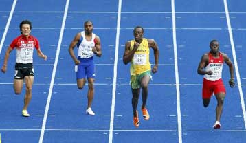 Ο Μπολτ προκρίθηκε άνετα στα προημιτελικά των 200 μέτρων