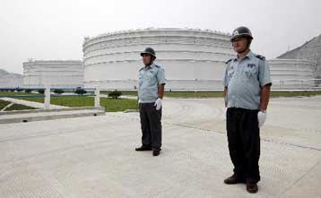 Συμφωνία προμήθειας 69 εκατ. βαρελιών πετρελαίου από τον Ισημερινό υπέγραψε η Κίνα