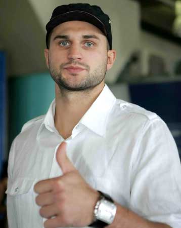 Ο Ολυμπιακός ανακοίνωσε την απόκτηση του Κλέιζα