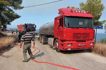 Υπό μερικό έλεγχο τέθηκε και η νέα πυρκαγιά στη Ζάκυνθο