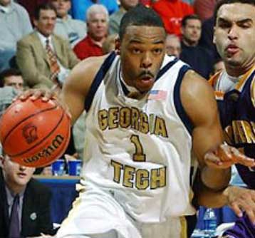 Με τον Μπι Τζέι Έλντερ έκλεισε η τριάδα Αμερικανών του Πανιωνίου