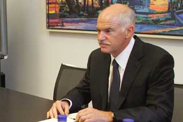 Τέσσερα μέτρα για τη διαφάνεια προτείνει σε άρθρο του ο Γιώργος Παπανδρέου