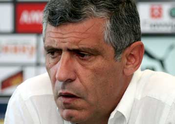 Στόχος η τετράδα, για τον Φερνάντο Σάντος