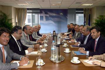 Εθνικά αναγκαίες οι δύσκολες αποφάσεις ξεκαθαρίζει ο Γ.Παπαθανασίου