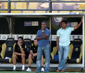 Τα εύσημα στον κόσμο απένειμε ο Μαζίνιο, δίκαιο το αποτέλεσμα κατά τον Δώνη