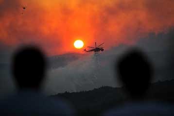 Τουρκική αλληλεγγύη στην Αθήνα για τις καταστροφικές πυρκαγιές