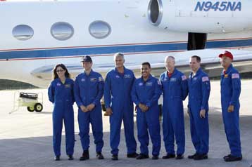 Η NASA έδωσε άδεια να ξεκινήσει η αντίστροφη μέτρηση για την εκτόξευση του Discovery