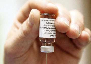 Στην Εντατική σε κρίσιμη κατάσταση 25χρονος που νόσησε από τη νέα γρίπη