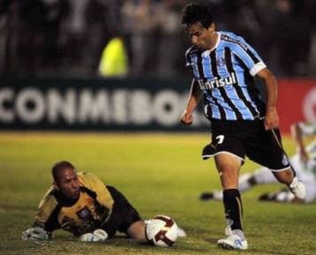 Ο Ζόνας στο προσκήνιο για την ΑΕΚ