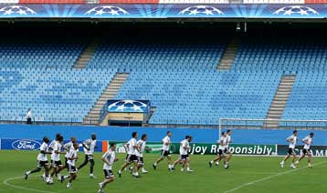 Την περηφάνεια του Παναθηναϊκού θέλει να κρατήσει ο Τεν Κάτε στη Μαδρίτη