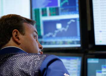 Ανοδος στην Ευρώπη, νευρικότητα της «τελευταίας στιγμής» στη Γουόλ Στριτ τη Δευτέρα