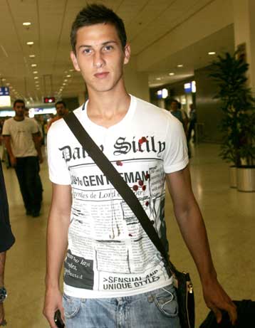 Πρωτάθλημα με ΑΕΚ θέλει ο Νέμεθ και η άγνοια του Ζόνας