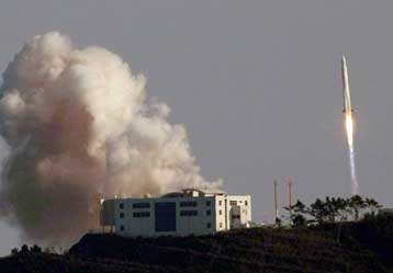 Εκτοξεύθηκε ο πρώτος νοτιοκορεατικός πύραυλος στο Διάστημα