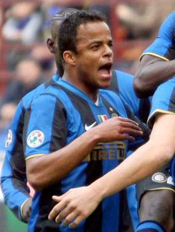 Ο μάνατζερ του Μαντσίνι διέψευσε τα περί Ολυμπιακού