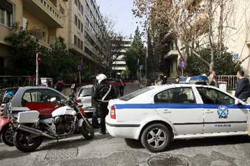 Συνελήφθη 31χρονος για μπαράζ ληστειών σε υποκαταστήματα τραπεζών στην Αθήνα