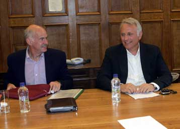 Η απάντηση της πλευράς Χριστοφοράκου στο αίτημα του ΠΑΣΟΚ για παροχή στοιχείων