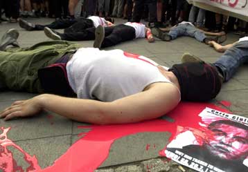 Καταδίκασε την Ιταλία για τα γεγονότα της Γένοβας το Δικαστήριο Ανθρωπίνων Δικαιωμάτων