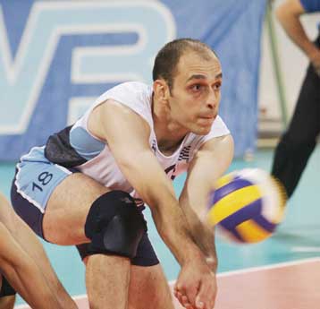 Nίκες-εκπλήξεις ψάχνει η εθνική στο Ευρωβόλεϊ σύμφωνα με τον Μπάεφ