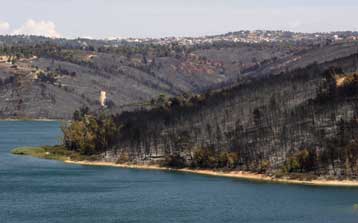 Διαβεβαιώσεις ΥΠΕΧΩΔΕ για την ποιότητα του νερού στη λίμνη Μαραθώνα