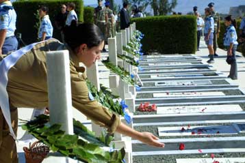 Κηδεύτηκαν οι τέσσερις Ελληνοκύπριοι που δολοφονήθηκαν από τους Τούρκους το 1974