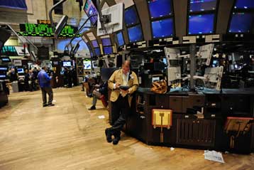 Κατοχύρωση κερδών στις αγορές Γουόλ Στριτ και Ευρώπης την Τετάρτη