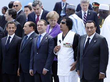 Κορυφαίοι ηγέτες στην Τρίπολη για τη 40ή επέτειο της λιβυκής επανάστασης