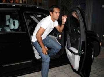 Η Λέγκια έστειλε και τυπικά τον Γκερέιρο στην ΑΕΚ που εξέδωσε ανακοίνωση